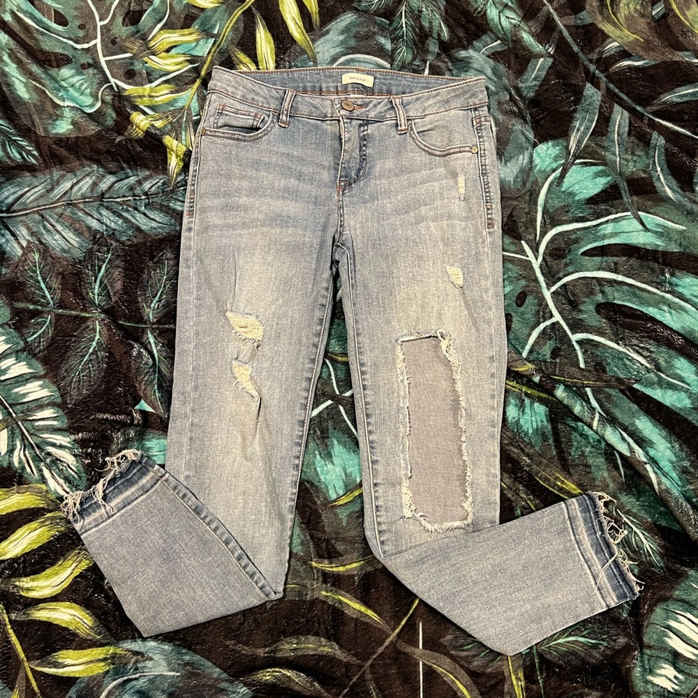Skinny Light Wash Ripped Jeans